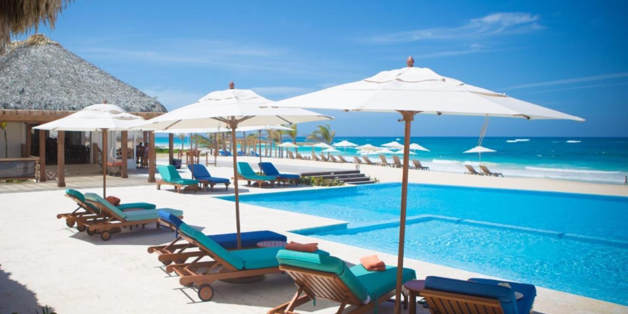 Cana Rock Condos Infinity Pool & Beach Suites Punta Cana Exterior photo